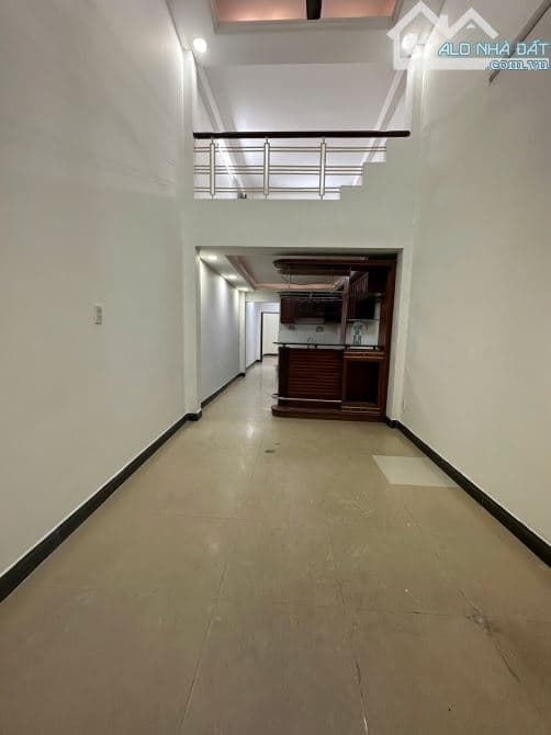 Cho thuê nhà 2 tầng, 4PN, Phan Đình Phùng, Phú Nhuận - 65m²