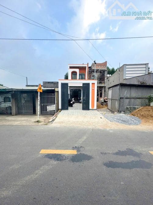 GIẢM MẠNH CHỈ 100 TRIỆU BÁN NHÀ. MẶT TIỀN ĐƯỜNG 12 MÉT KINH DOANH