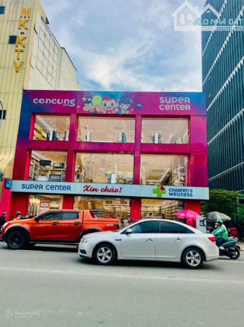 Bán Nhà Mặt Tiền Huỳnh Văn Bánh, Phú Nhuận - 9.5x13m, Giá 43 Tỷ