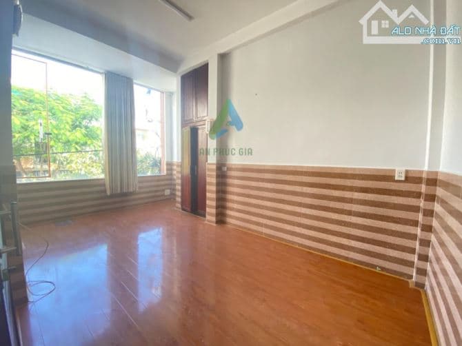 CHO THUÊ NHÀ MẶT TIỀN LÊ LỢI - 70m² - 3 PN - 30 TRIỆU