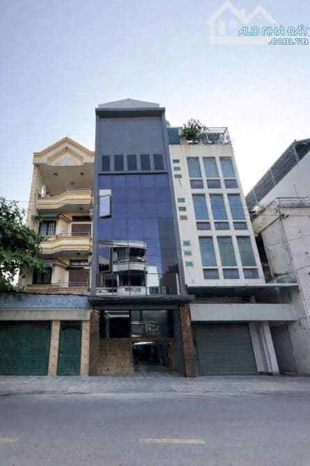 Cho thuê nhà 5x20m, 5 tầng tại đường A4, Phường Bảy Hiền, TP.HCM