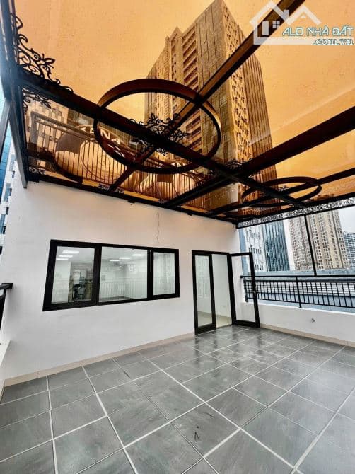 Bán tòa nhà 10 tầng, ngõ 603 Lạc Long Quân, Tây Hồ