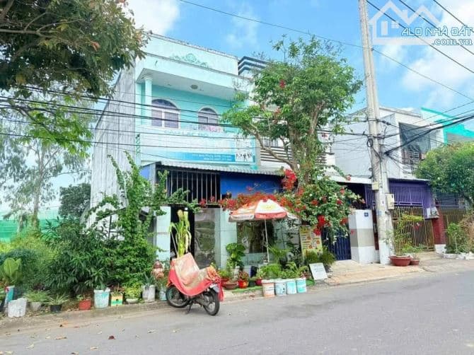 Bán nhà 1 trệt, 4,5x16, 76m2, Hóc Môn, giá 890 triệu