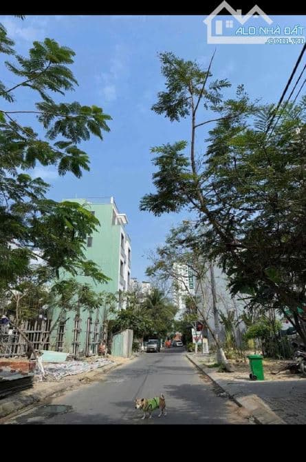 BÁN KHÁCH SẠN BIỂN LÔ GÓC HIẾM.NGAY TRUNG TÂM TÀI CHÍNH.