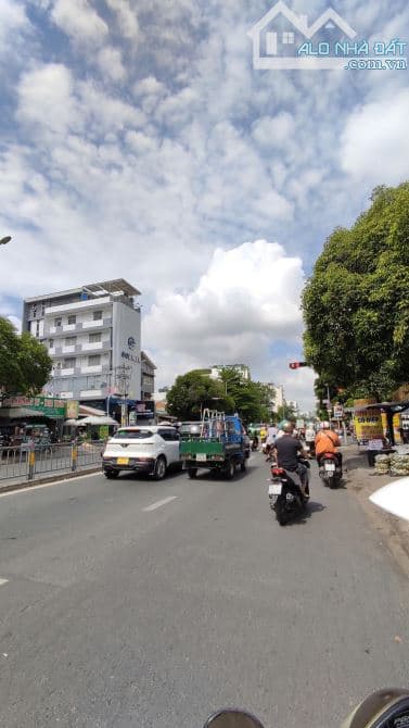 Bán nhà MTKD Tây Thạnh Tân Phú 4.5x20m đúc 4 lầu ST giá 23.5 tỷ TL (gần Nguyễn Hữu Tiến)