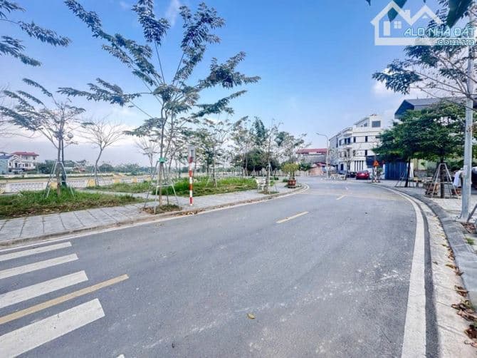 🏡 BÁN ĐẤT ĐÔNG ANH GẦN HỒ | 60m² | MẶT TIỀN 4,5M | ĐƯỜNG 10M | GIÁ 9 TỶ