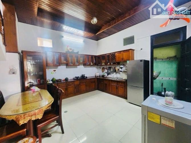 BÁN NHÀ MẶT TIỀN-115M2-4TẦNG-TT HẢI CHÂU-CHỈ 11 TỶ X