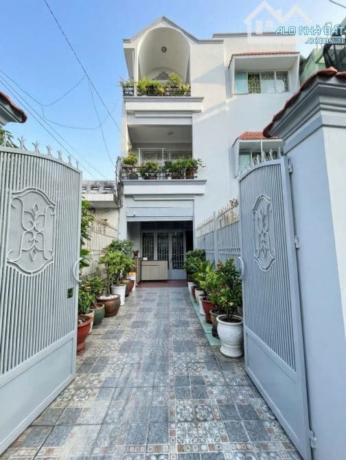 Chỉ 70tr/m2 có Nhà gần Hẻm Ô TÔ 3tầng 7PN 115m2 tại Phạm Văn Đồng Gò Vấp