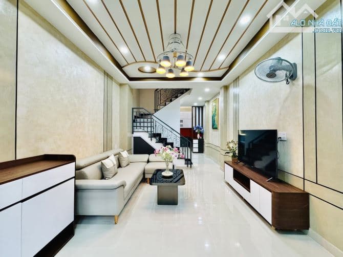 Siêu hiếm bán gấp căn nhà ngay Phan Văn Trị, Gò Vấp - 49m2 - Giá 3 Tỷ 450 - SHR