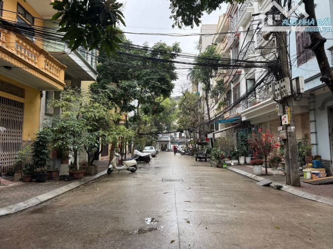 6 tầng khu phân lô Ngõ 29 Xã Đàn ngõ 8m oto tránh đỗ vỉa hè, nhà đẹp kdoanh. Giá 19.5 tỷ