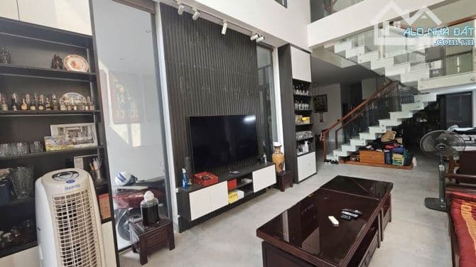 BÁN NHÀ MẶT TIỀN-125M2-2 TẦNG-NGANG 6.5M-CHỈ 8 TỶ X