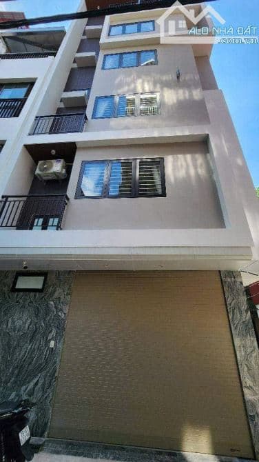 NHÀ HỌC VIÊN TÀI CHÍNH - PHỐ LÊ VĂN HIẾN - DT46M2 - 5 TẦNG - GIÁ 12 TỶ - ĐƯỜNG Ô TÔ THÔNG