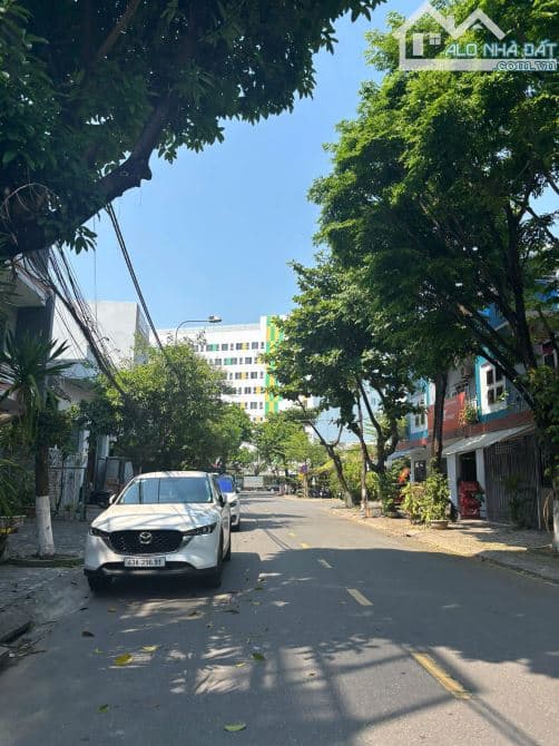 Bán nhà 2 tầng MT đường (7m5) Lý Nhân Tông, Hòa Cường. DT 93m2 – Giá 10 Tỷ 8 tl