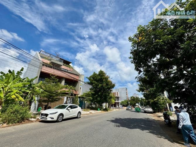 Bán đất 5x25m đường Đoàn Khuê, Nam Việt Á, gần Sông Hàn