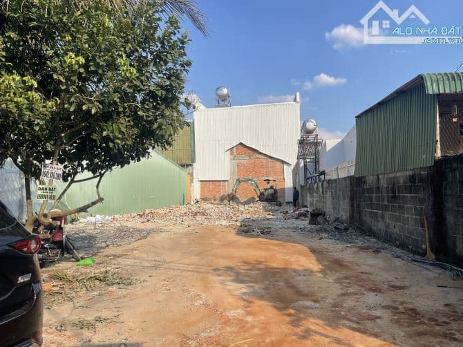 Bán đất trung tâm hẻm yên sôr, thông ra Hùng Vương Trần Quý Cáp