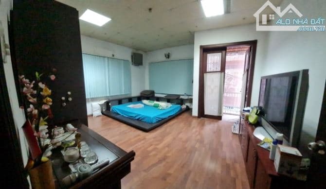 Nhà 120m2 đường Bạch Đằng, Bình Thạnh, giá 90tr/m2