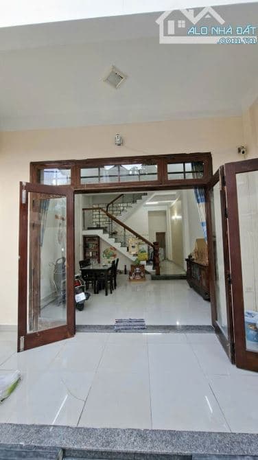 BÁN NHÀ MẶT TIỀN NGUYỄN GIA TRÍ 2 đúc KHU THỌ QUANG, SƠN TRÀ Cơ hội sở hữu nhà gần biển