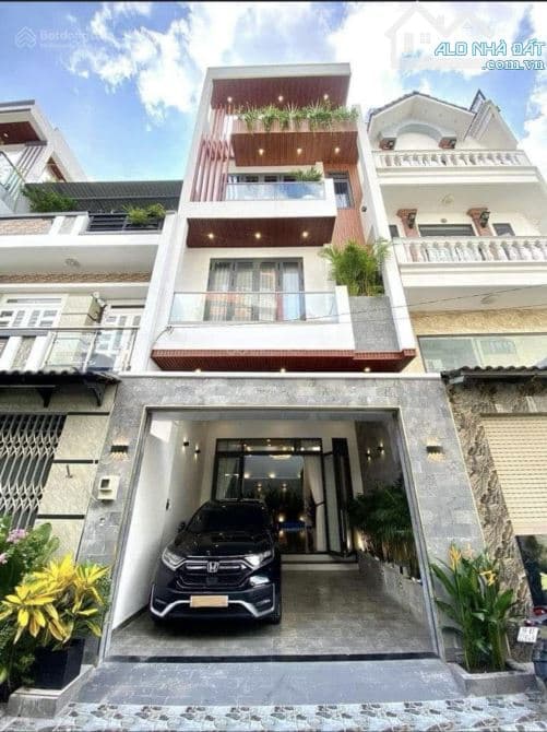 NGAY ĐẠI HỌC Y DƯỢC VỚI 4,2 TỶ CHỐT NGAY CĂN NHÀ NGÔ QUYỀN, PHƯỜNG 7, QUẬN 5 - DT 60M2